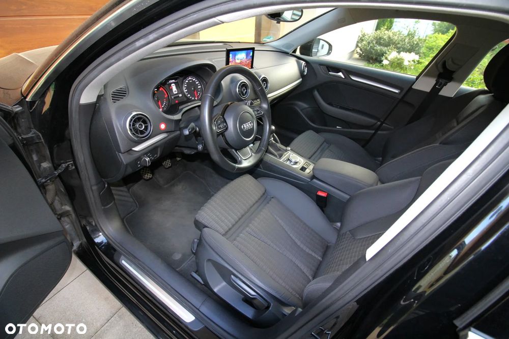 Audi A3 Sportback 1.6 TDI Ambition - 19