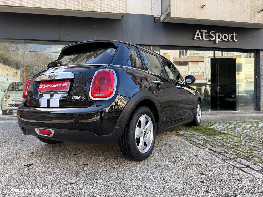 MINI 5 Portas One D - 33