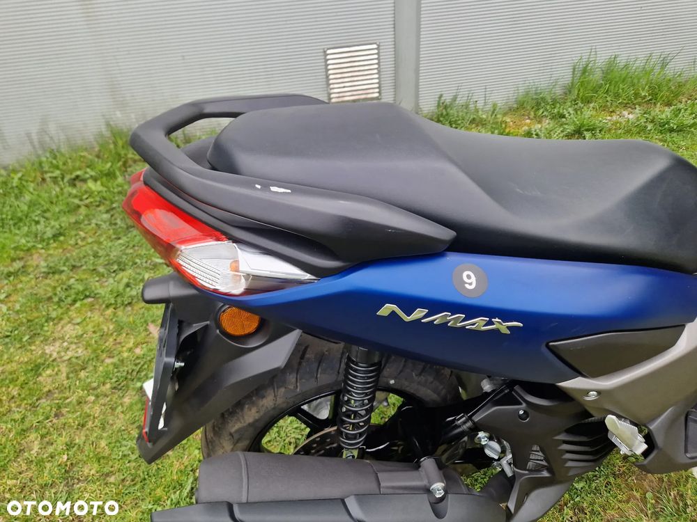 Yamaha NMAX - 19