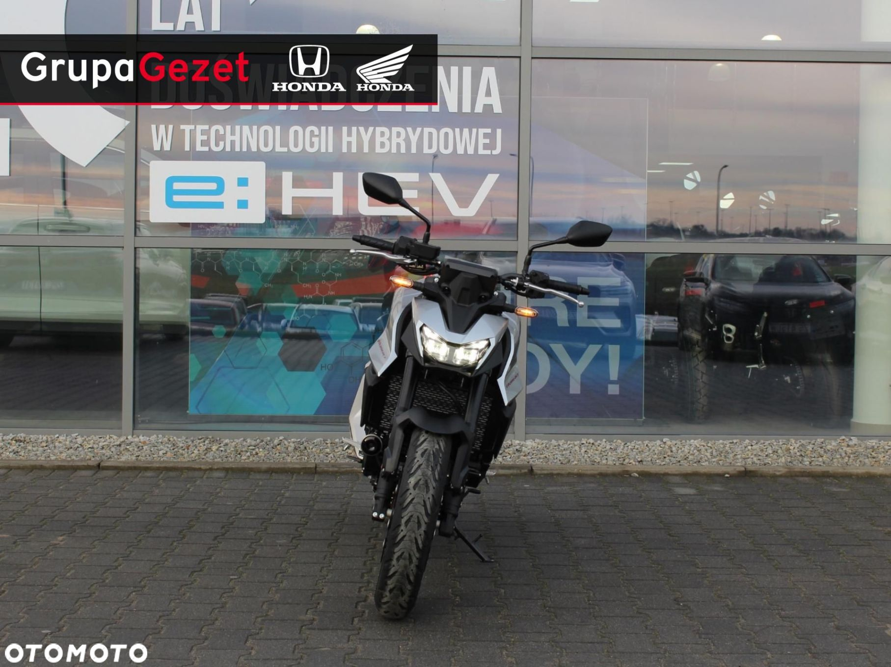 Honda CB - 4
