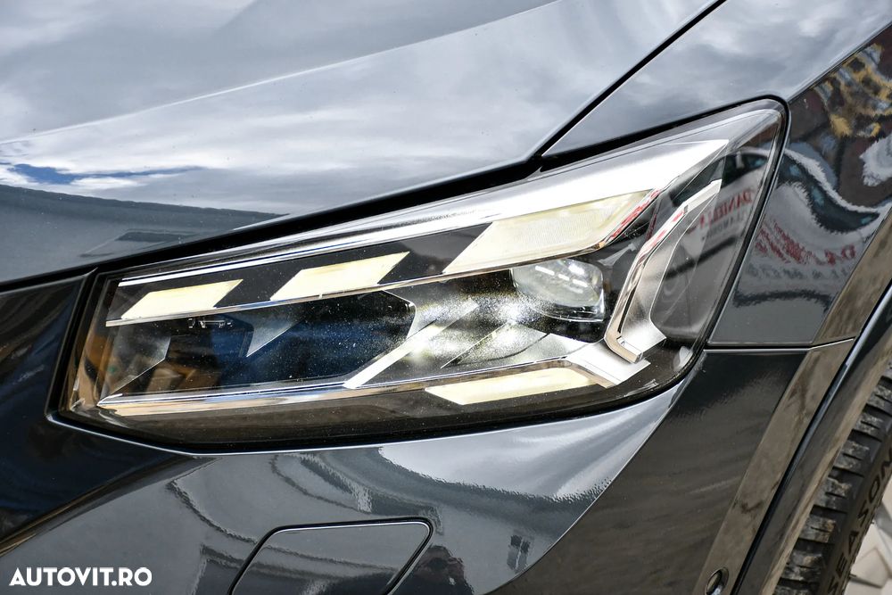 Audi Q2 S-Line Plus - 8