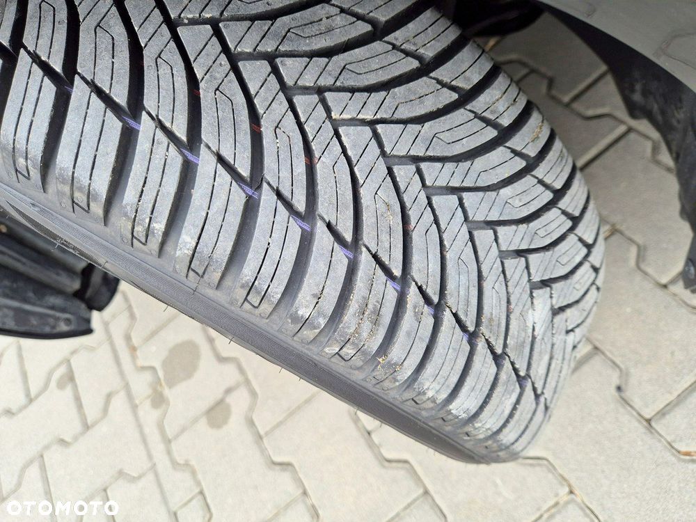 Opel Corsa 1.2 Elegance S&S - 32