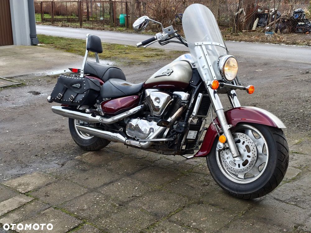 Suzuki Intruder - 4