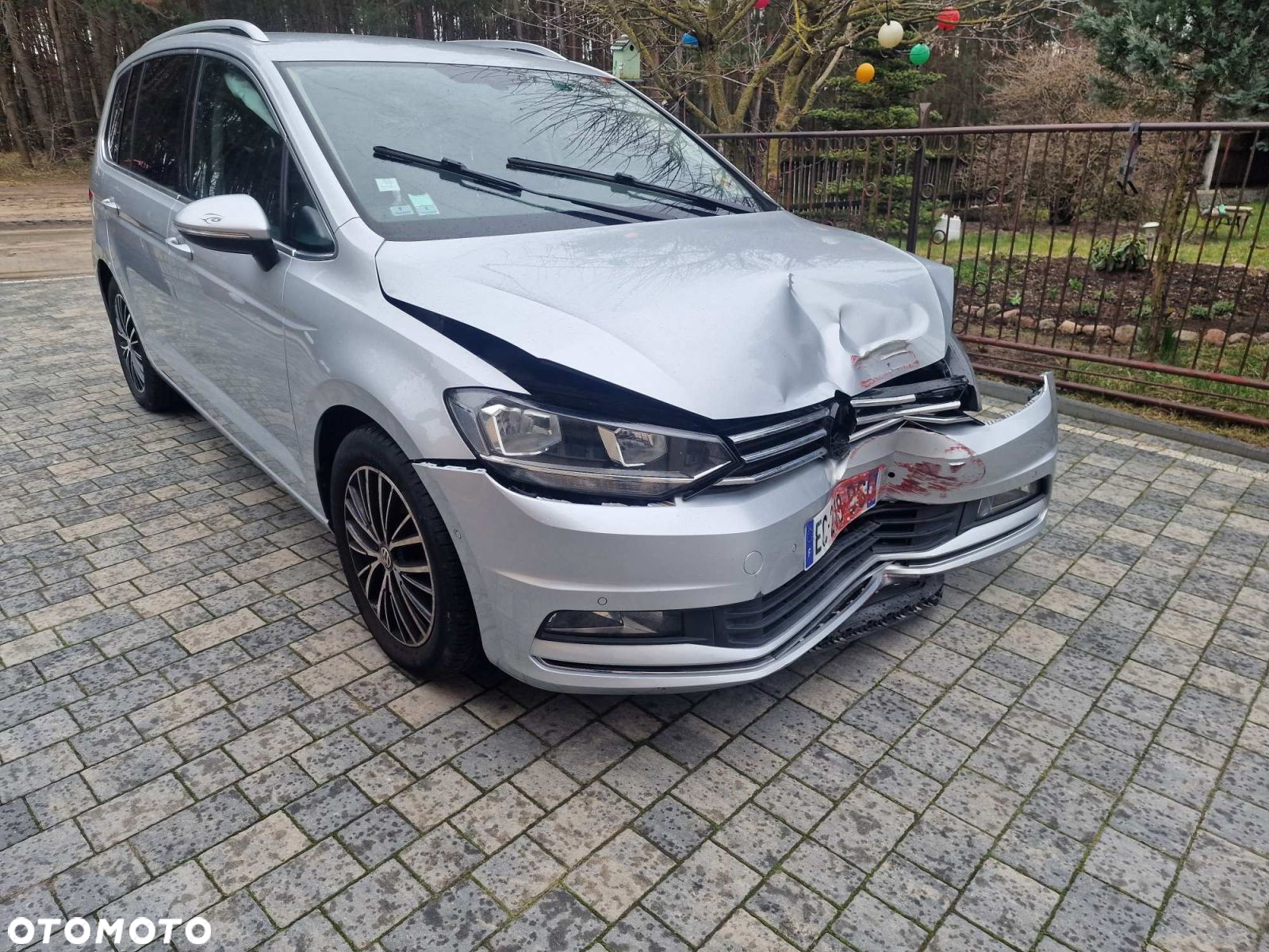 Volkswagen Touran - 2