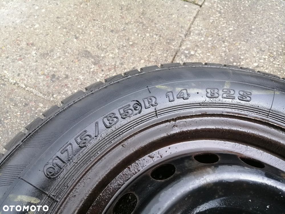Toyota Yaris II komplet felg stalowych 4x100 ET39 z oponami zima 175/65 R14 - 8