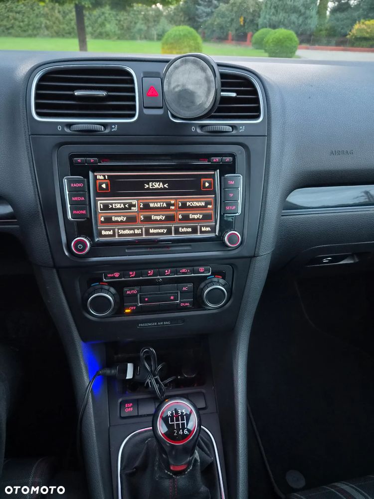 Volkswagen Golf 2.0 TSI GTI - 12