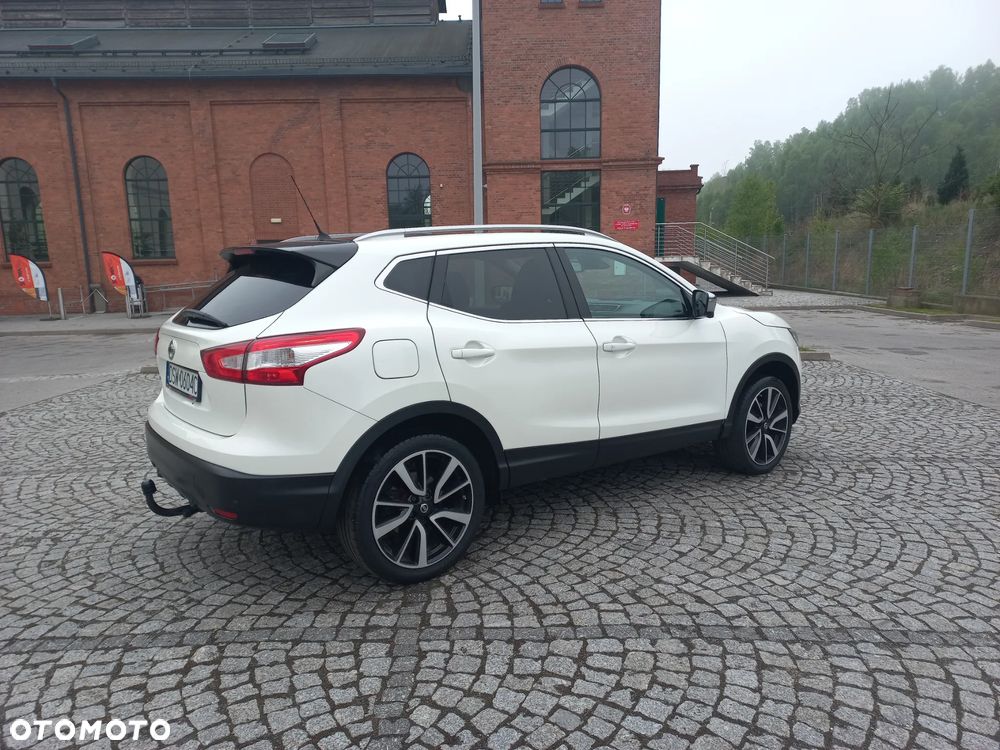 Nissan Qashqai 1.6 DCi Tekna+ - 17