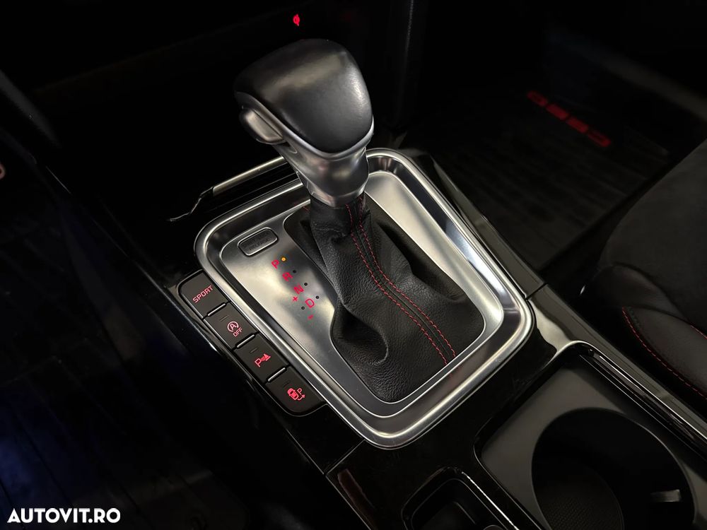 Kia Pro Ceed - 19