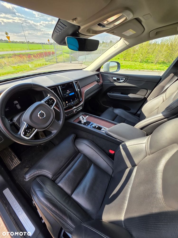 Volvo XC 60 B4 D Plus Bright - 8