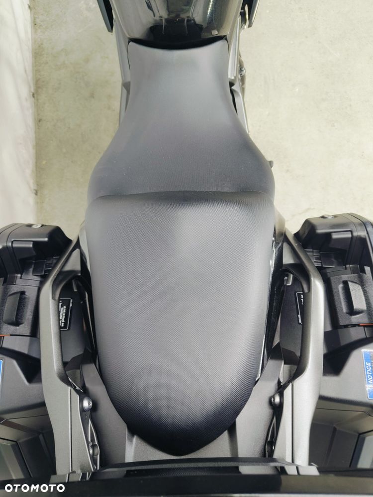 Kawasaki Versys 650 - 13