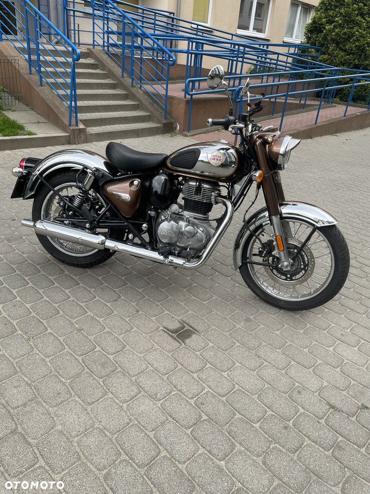 Royal Enfield Classic - 2