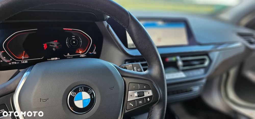 BMW Seria 1 118i - 19