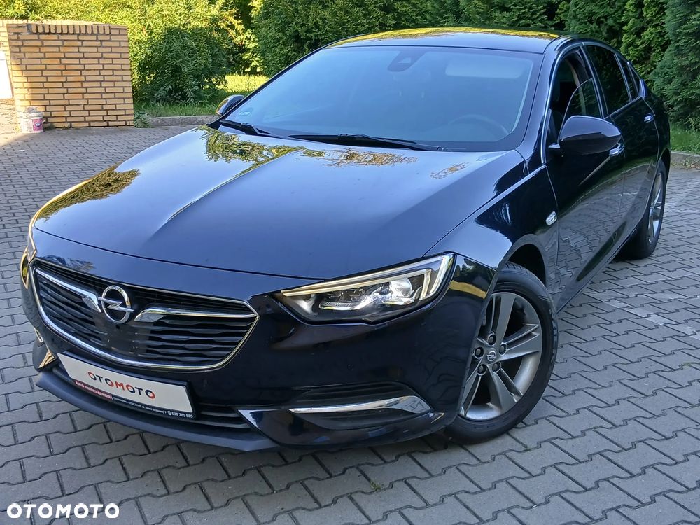 Opel Insignia 1.5 Direct InjectionTurbo Business Edition - 1