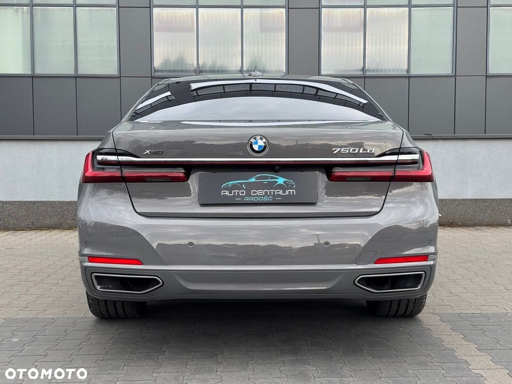 BMW Seria 7 - 10