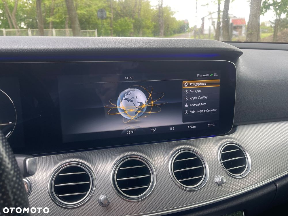 Mercedes-Benz Klasa E 220 d 9G-TRONIC - 23