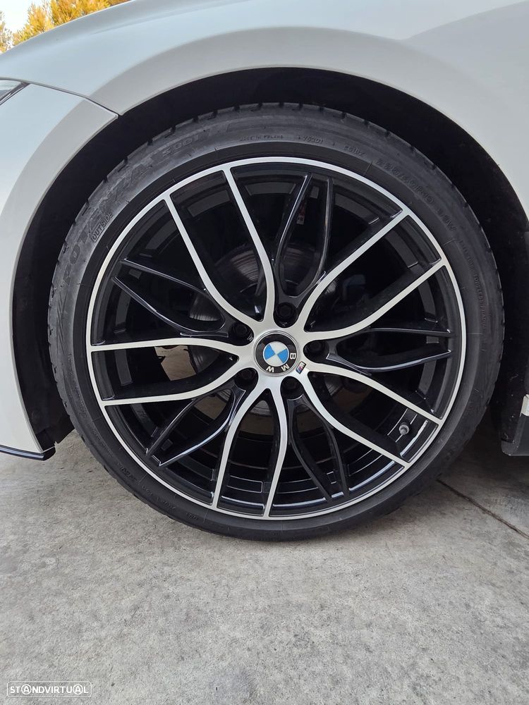 BMW 318 d Pack M - 6