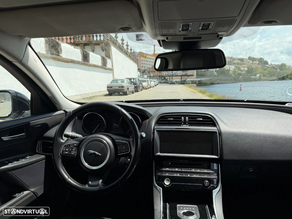Jaguar XE 20d Aut. R-Sport Ingenium Edition - 24