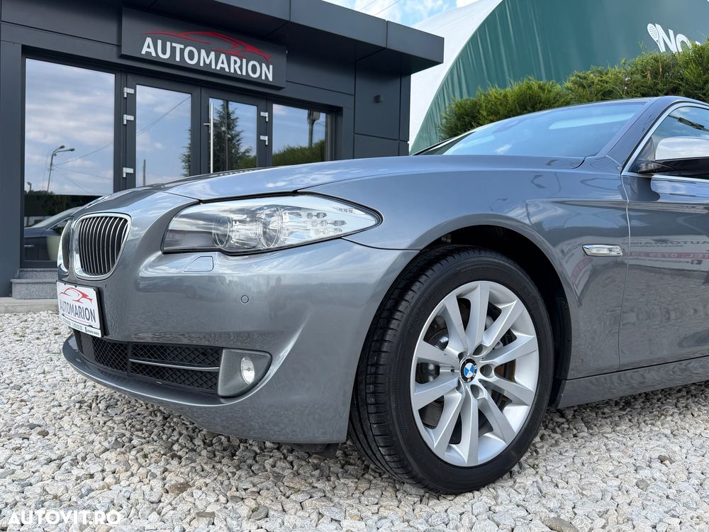BMW Seria 5 525d xDrive - 18