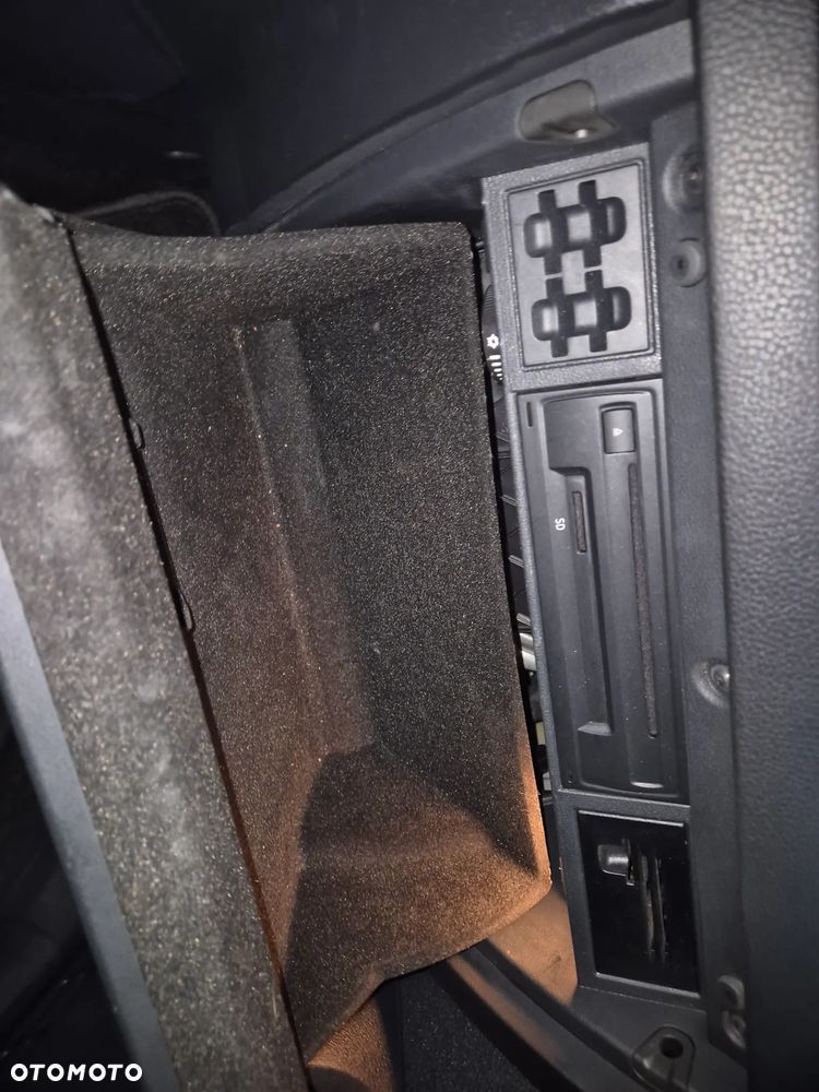 Volkswagen Golf - 19