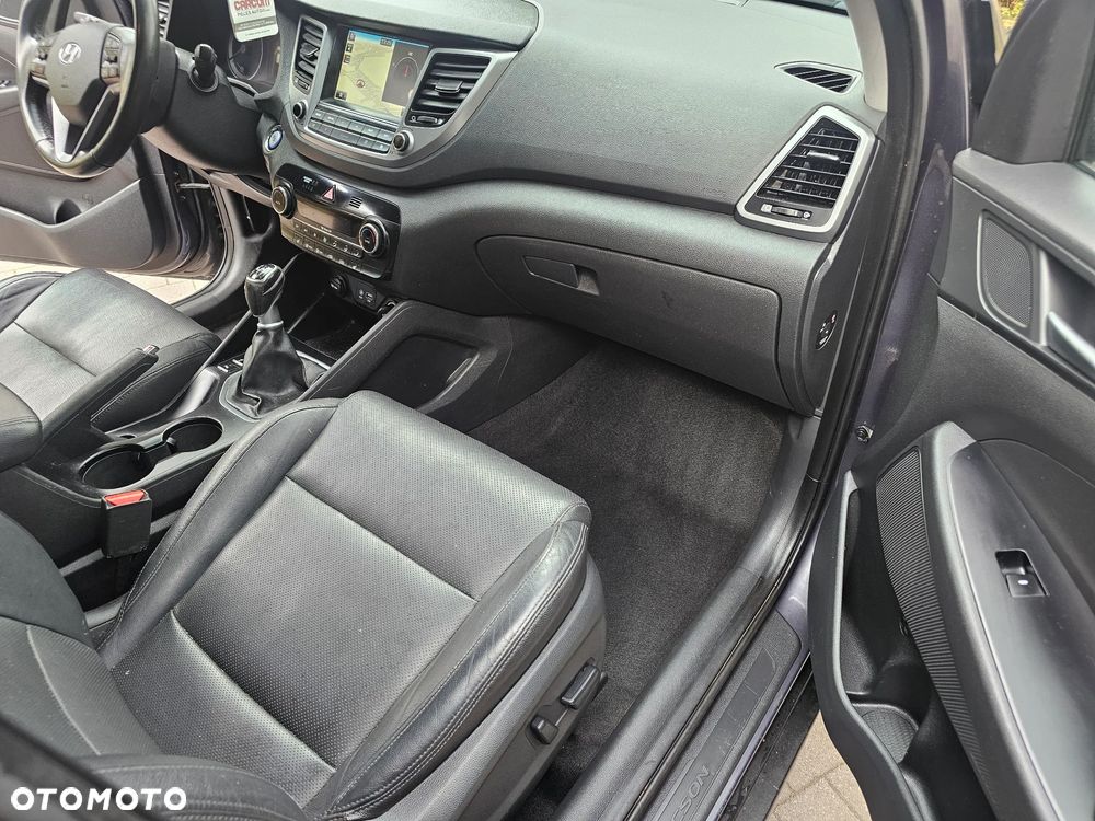 Hyundai Tucson blue 1.7 CRDi 2WD Advantage - 23