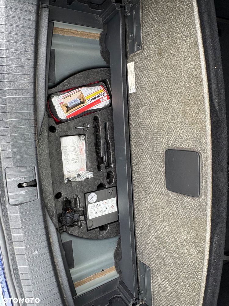 Volkswagen Touran 1.6 TDI BMT SCR Comfortline - 22