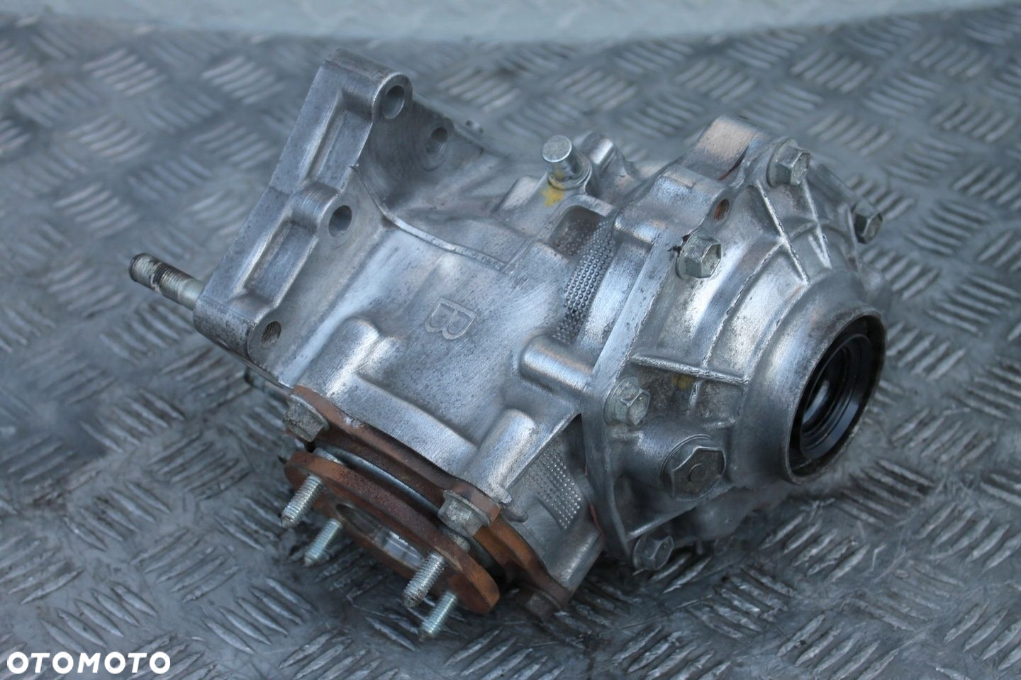 REDUKTOR SKRZYNI TOYOTA RAV4 IV 2.2 D4D MANUAL 12-18 - 2