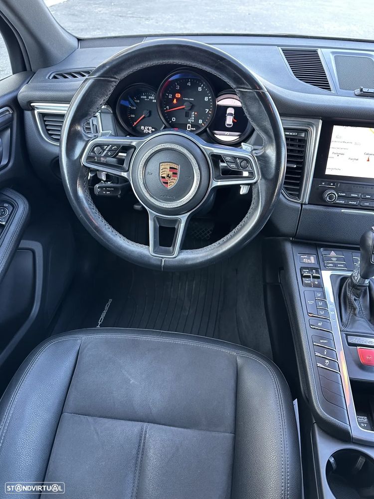 Porsche Macan 2.0T - 32