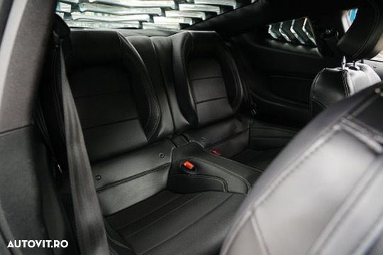 Ford Mustang 2.3 EcoBoost Aut. - 18