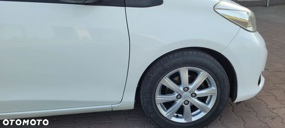 Toyota Yaris 1.4 D-4D - 6