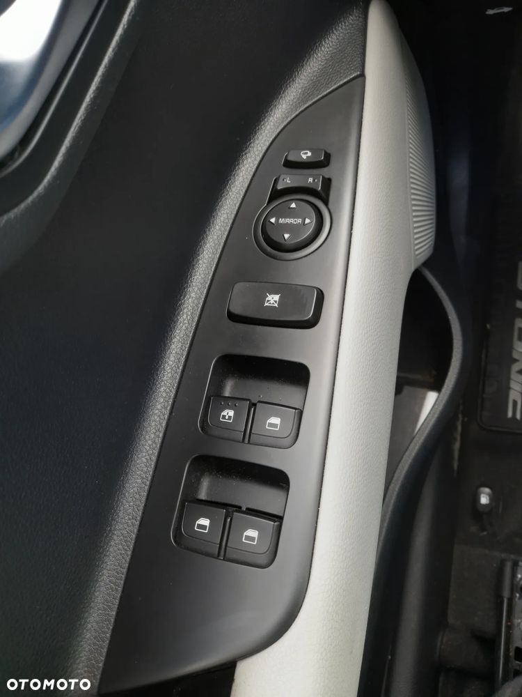 Kia Stonic 1.0 T-GDI L - 11