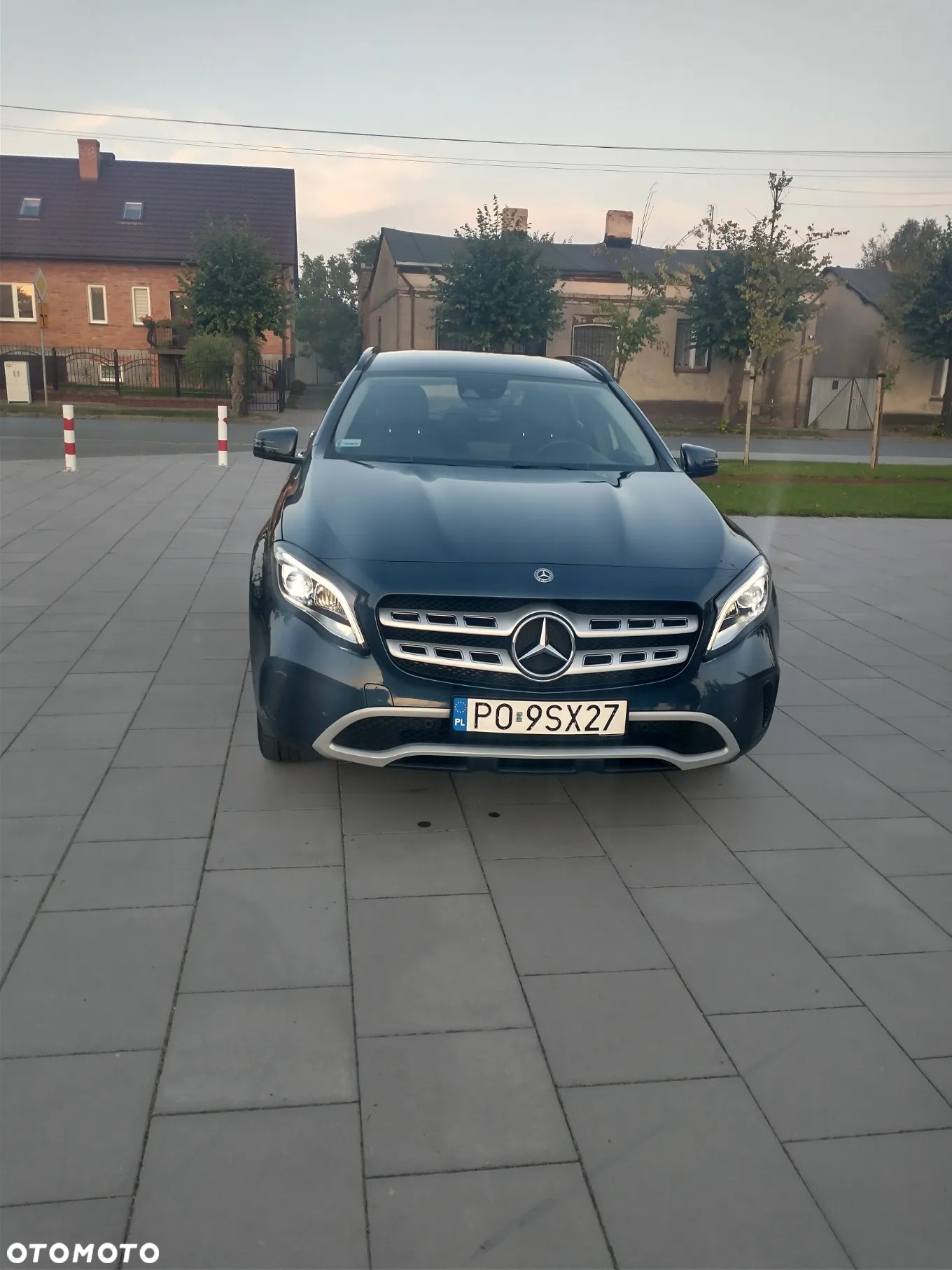 Mercedes-Benz GLA - 7