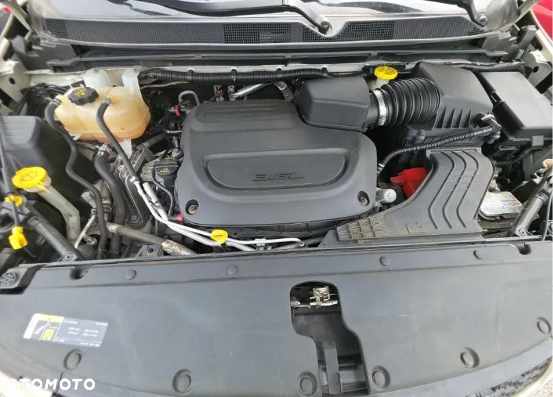 Chrysler Pacifica - 14