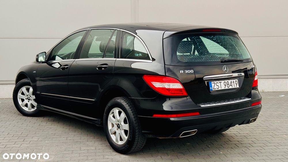 Mercedes-Benz Klasa R 300 CDI 7G-TRONIC DPF BlueEFFICIENCY Grand Edition - 3