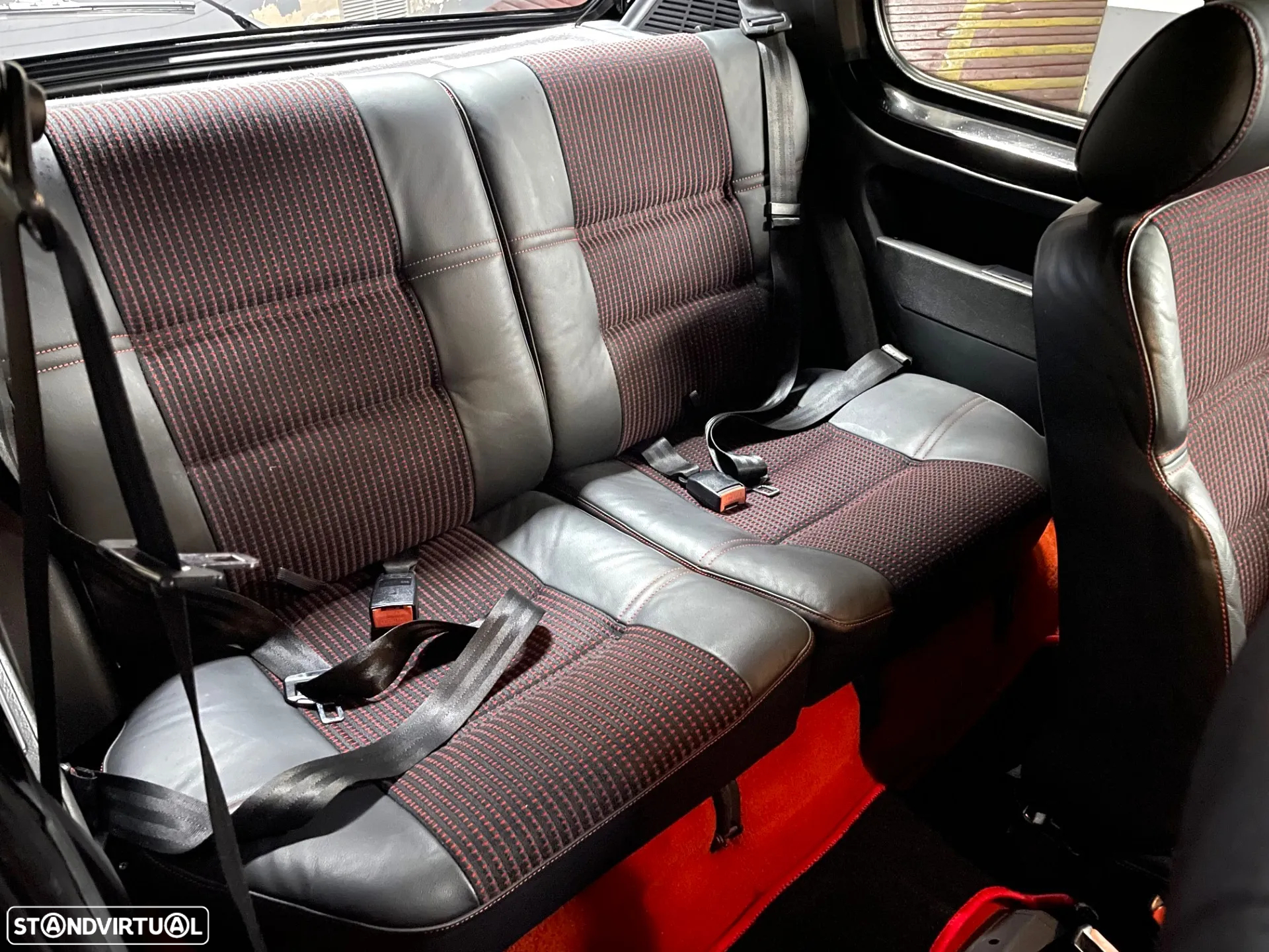 Peugeot 205 1.6 GTi - 13