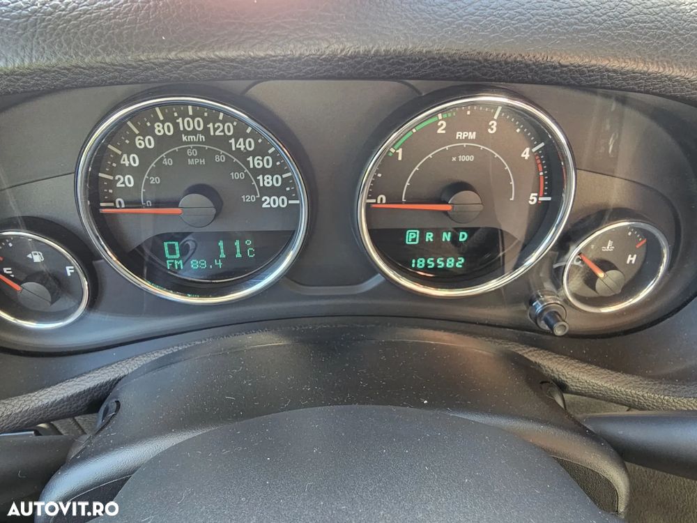 Jeep Wrangler 2.8 CRD AT Rubicon - 11