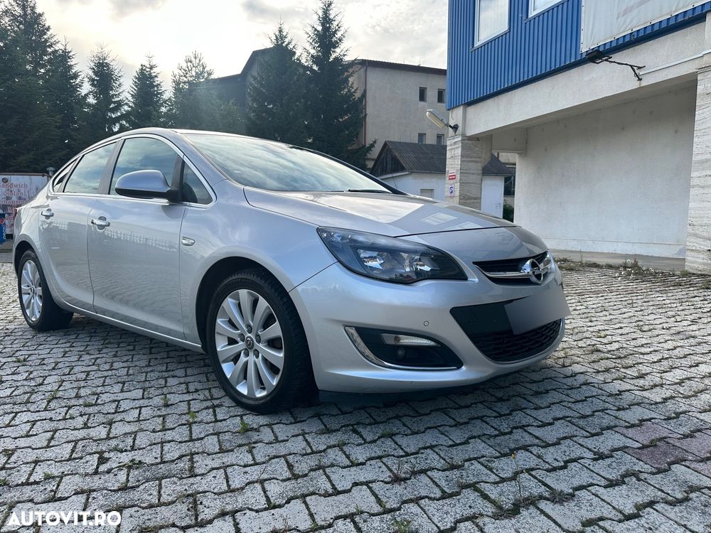 Opel Astra - 2