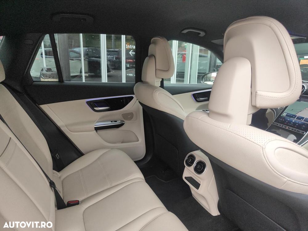 Mercedes-Benz GLC 300 e 4MATIC - 11