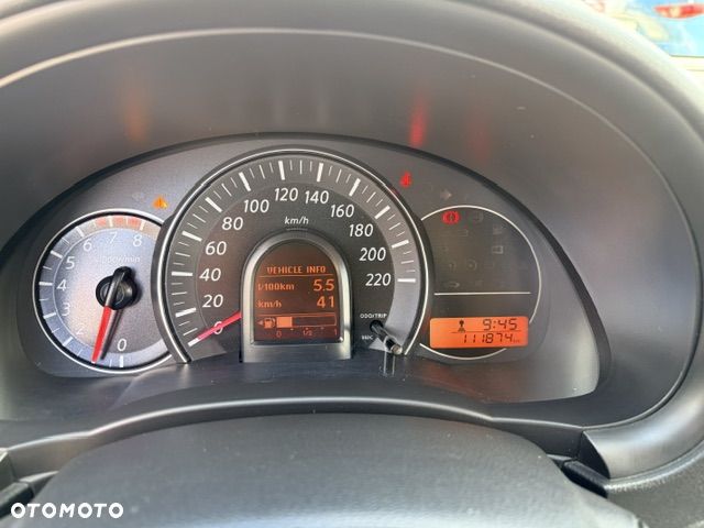 Nissan Micra 1.2 Tekna EU6 - 9