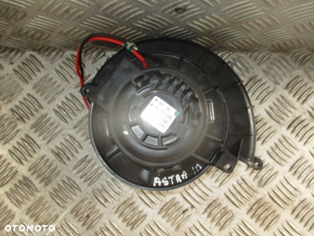 Wentylator nawiewu 0804080147 Opel Astra III - 2