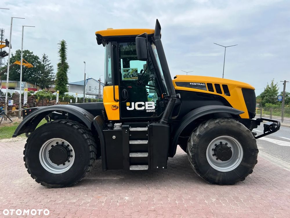 JCB Fastrac 3200 Sisu Xtra - 9