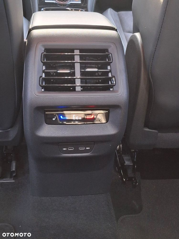 Volkswagen Tiguan - 19