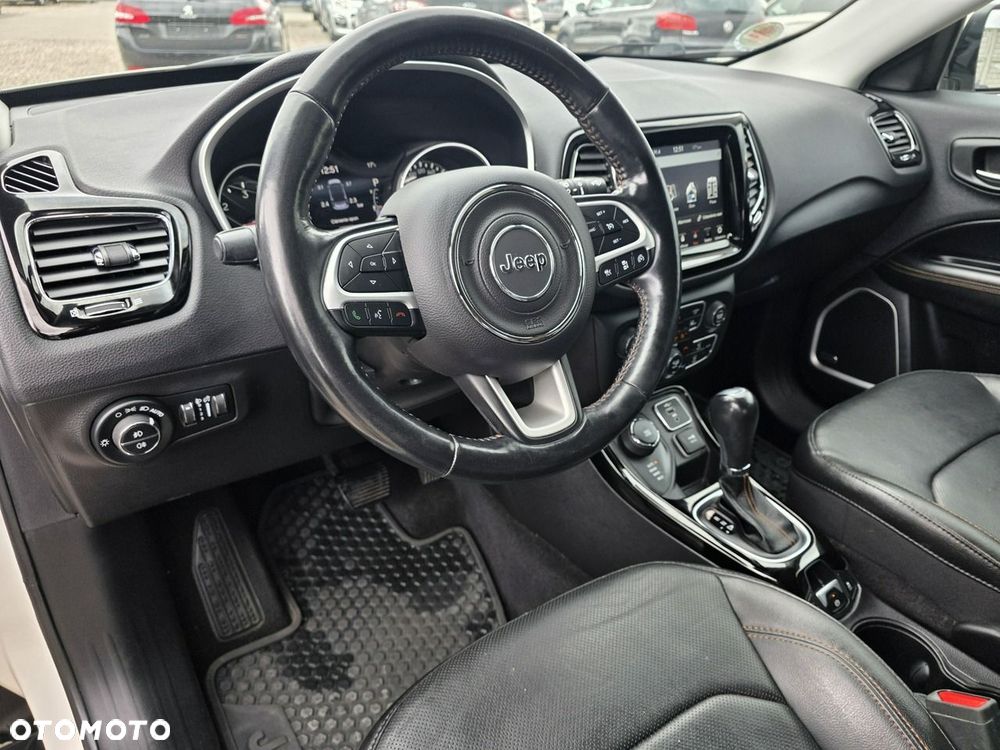 Jeep Compass 2.0 MJD Limited 4WD S&S - 25