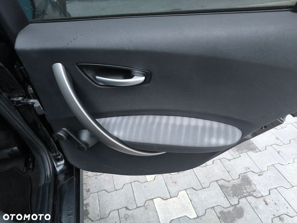 BMW Seria 1 - 13