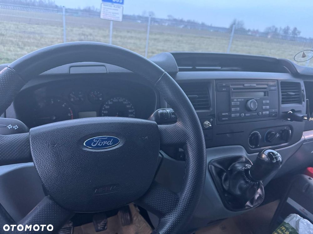 Ford TRANSIT 350M - 5