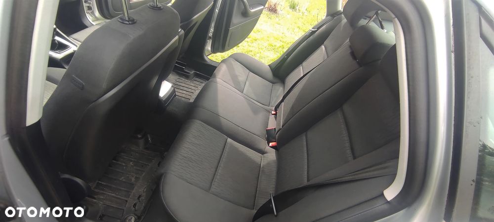 Audi A4 Limousine 2.0 T FSI quattro - 17