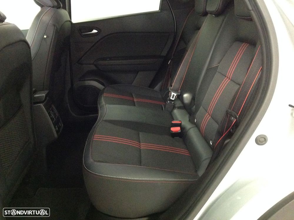 Renault Captur 1.0 TCe RS Line - 23