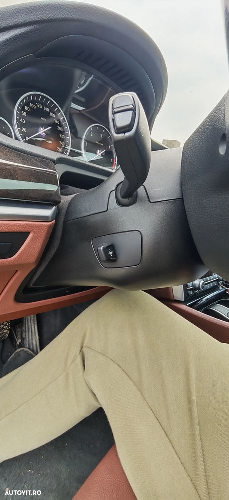 BMW Seria 5 530d Aut. - 12