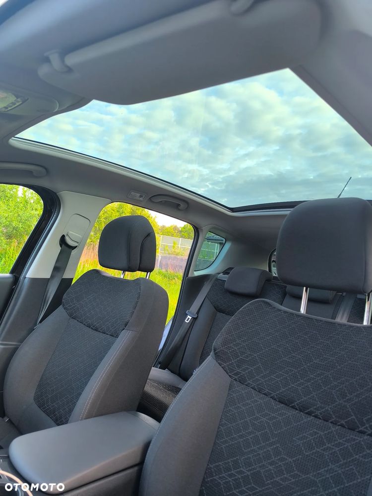 Peugeot 3008 1.6 BlueHDi Style S&S - 12