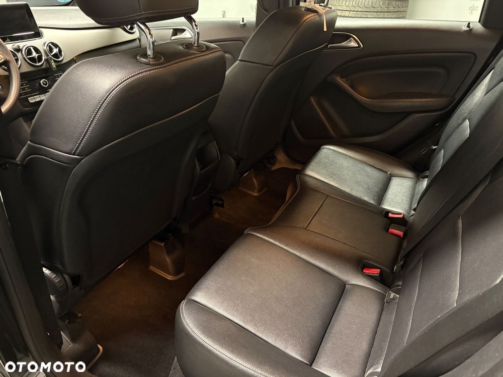 Mercedes-Benz Klasa B 200 d 7G-DCT Edition - 10