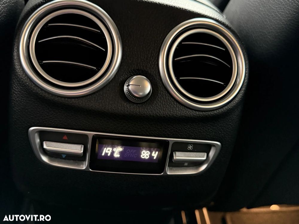 Mercedes-Benz GLC Coupe 250 d 4Matic 9G-TRONIC AMG Line - 36